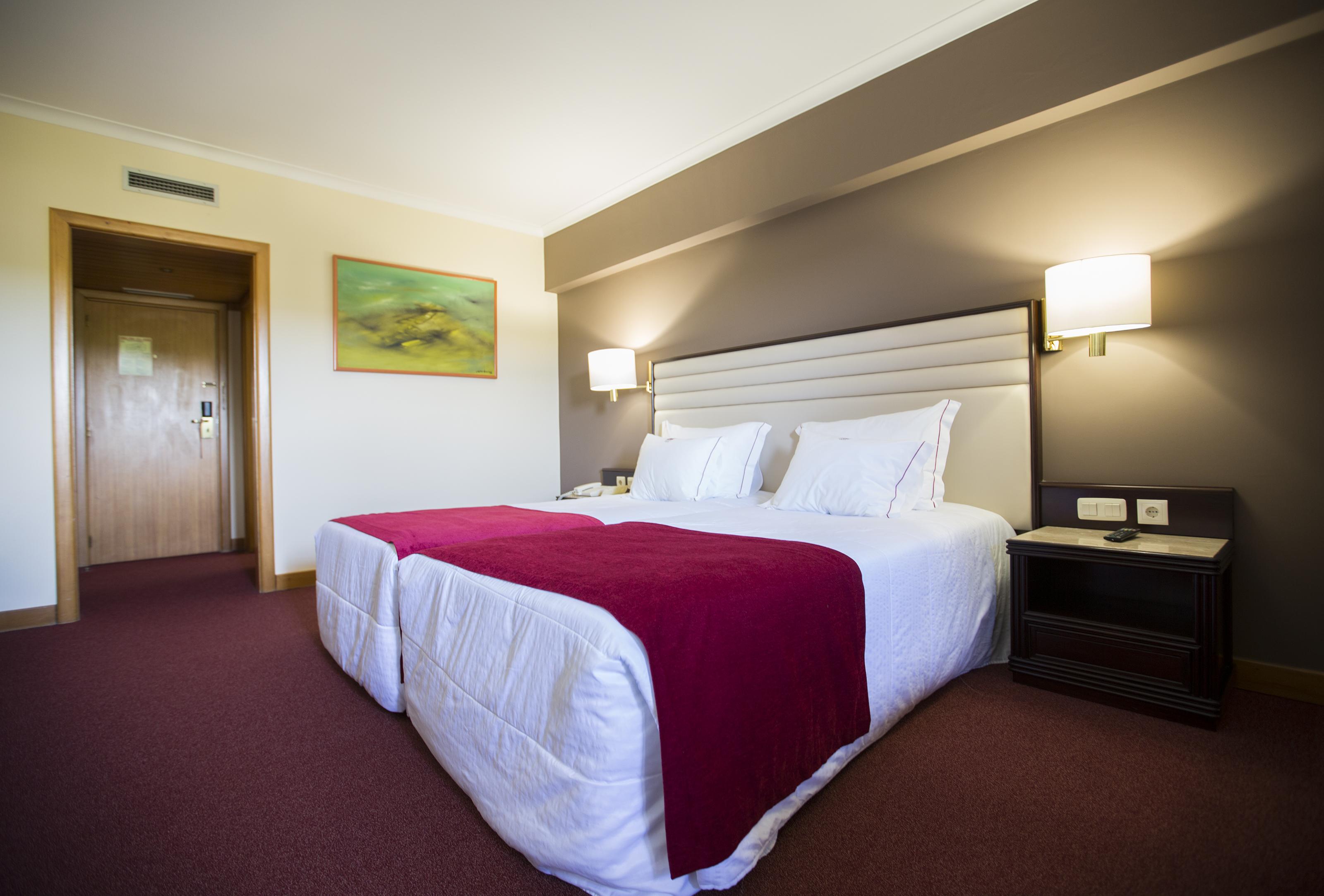 Hotel Miracorgo Vila Real Bagian luar foto